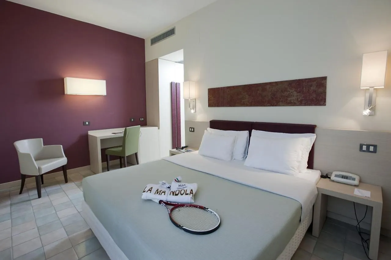 **** Hotel Resort La Mandola Italy